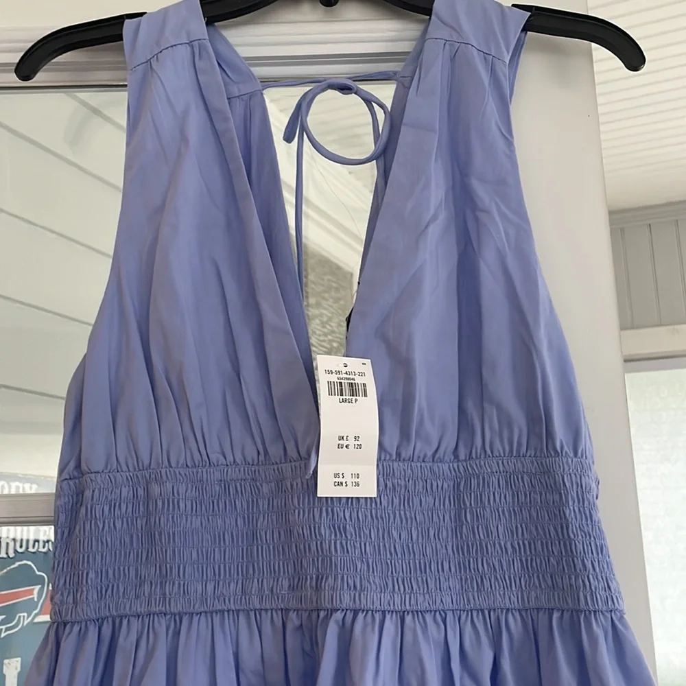 BNWT Abercrombie smocked waist tiered maxi dress LP